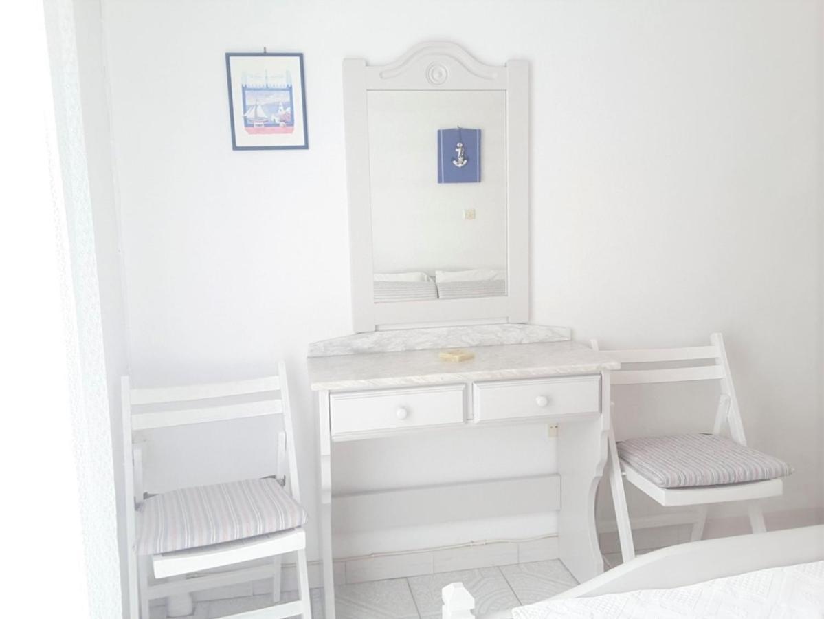 White Rooms Paros Naousa  Exterior photo